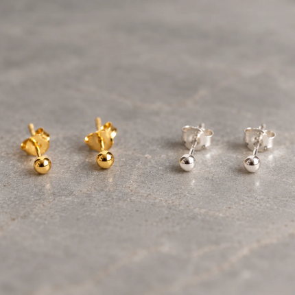 3mm oorknopjes knopjes balletjes, basic oorknopjes van echt zilver en heel makkelijk te combineren
