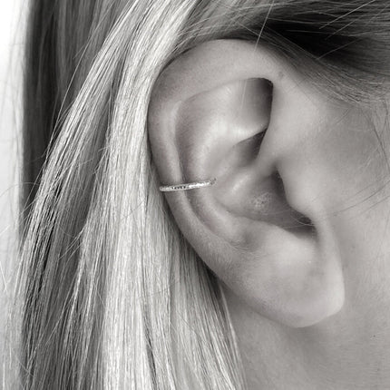 My Unique Style Hammered ear cuff - 925 zilver