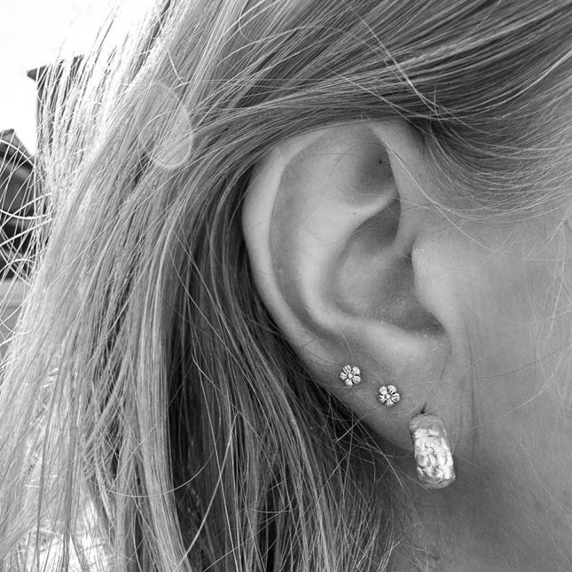 My Unique Style Mini oorknopjes floral - 925 zilver