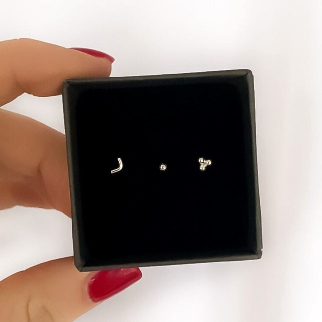 My Unique Style Oorbellen set bolletjes en v-oorknopje - 925 zilver