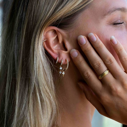 My Unique Style Pave hugging hoops - Goldplated