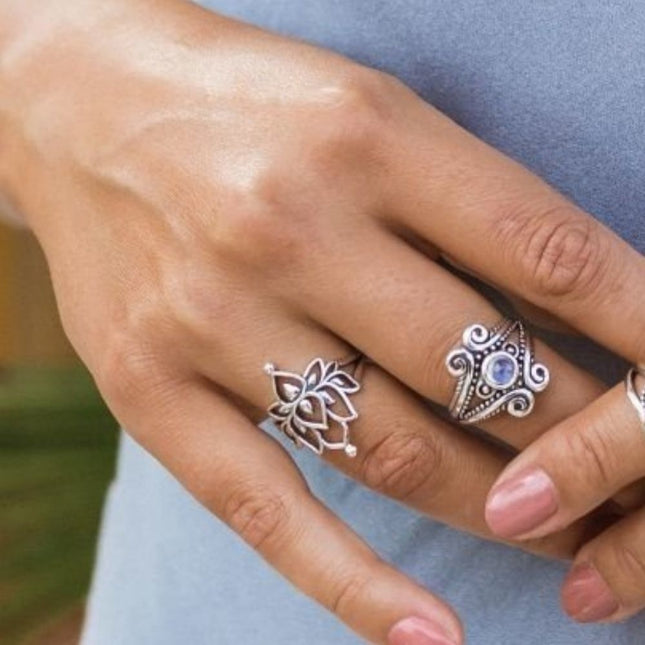 My Unique Style Sundance moonstone ring