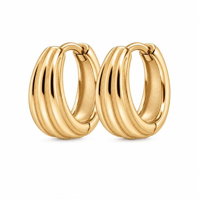 My Unique Style Wave huggie oorring - goldplated