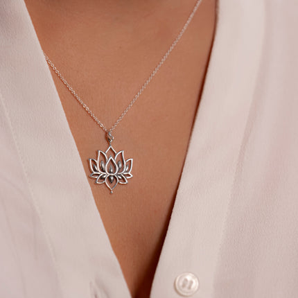 My Unique Style White lotus necklace - 925 zilver