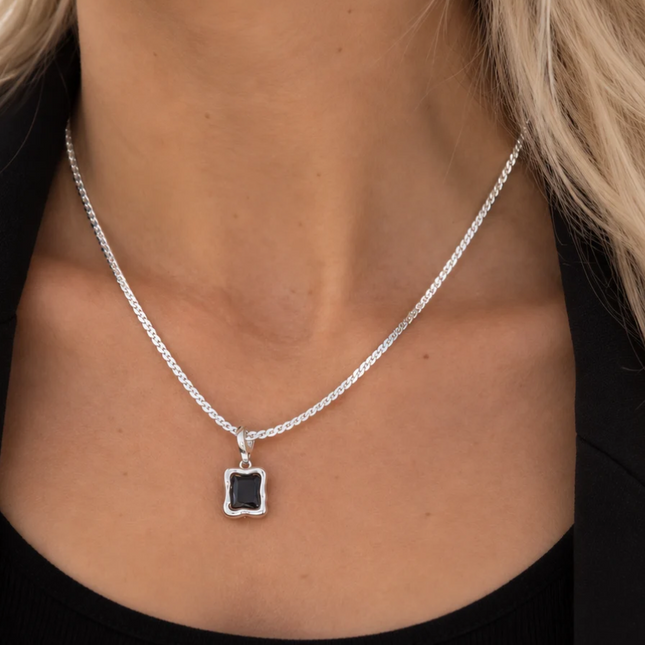 prachtige unieke statement ketting met onyx hanger en mooie unieke ketting echt zilver